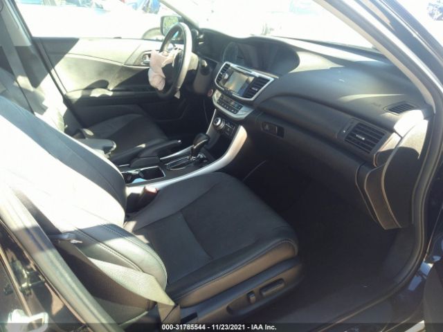 Photo 4 VIN: 1HGCR2F86EA211069 - HONDA ACCORD SEDAN 