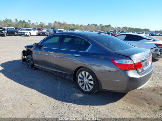 Photo 2 VIN: 1HGCR2F86FA000682 - HONDA ACCORD 