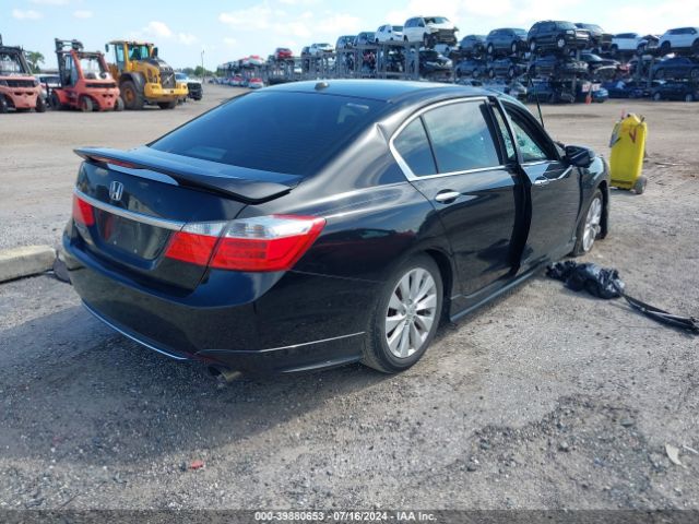 Photo 3 VIN: 1HGCR2F86FA020933 - HONDA ACCORD 