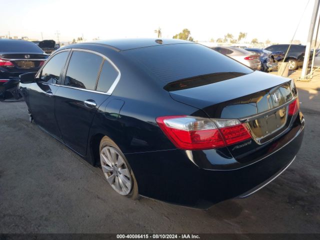 Photo 2 VIN: 1HGCR2F86FA112804 - HONDA ACCORD 