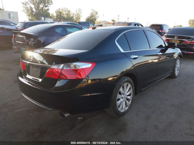 Photo 3 VIN: 1HGCR2F86FA112804 - HONDA ACCORD 