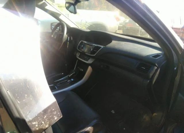 Photo 4 VIN: 1HGCR2F86FA120028 - HONDA ACCORD 