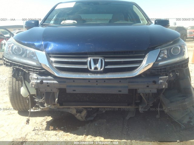 Photo 5 VIN: 1HGCR2F86FA176115 - HONDA ACCORD SEDAN 