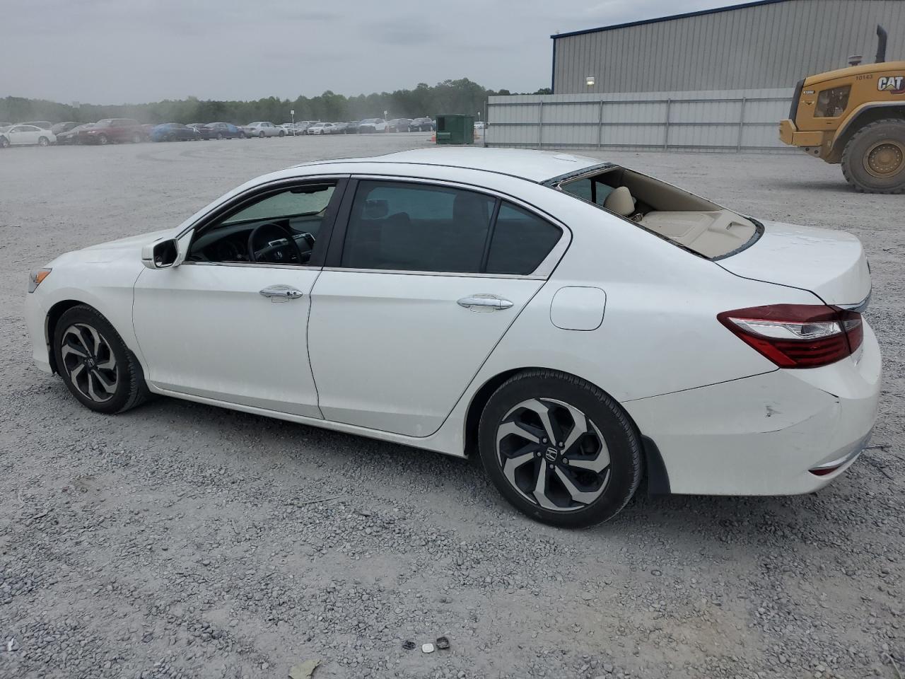 Photo 1 VIN: 1HGCR2F86GA002725 - HONDA ACCORD 