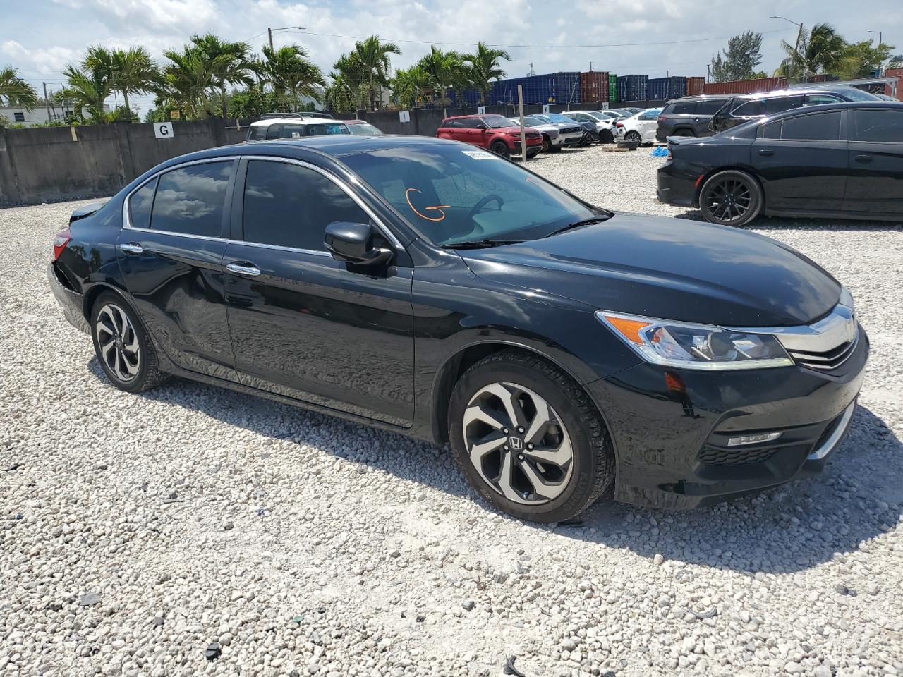 Photo 3 VIN: 1HGCR2F86GA002899 - HONDA ACCORD 