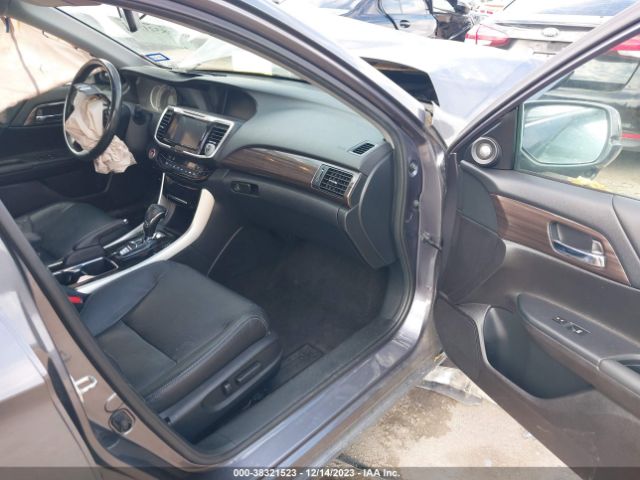 Photo 4 VIN: 1HGCR2F86GA158294 - HONDA ACCORD 