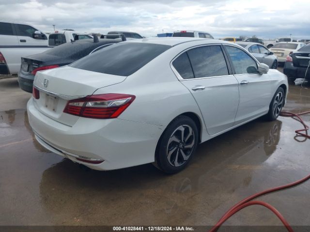 Photo 3 VIN: 1HGCR2F86HA071853 - HONDA ACCORD 