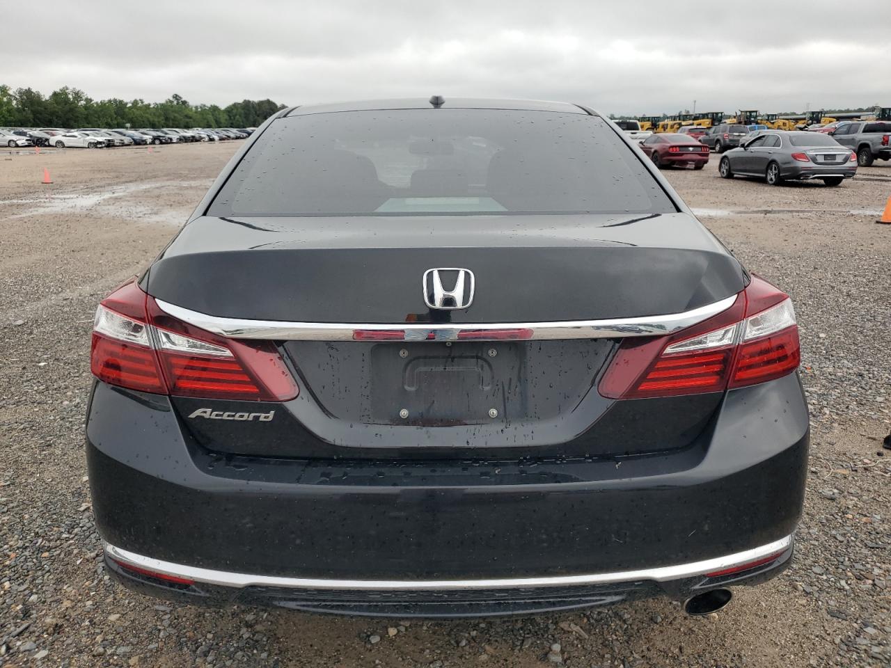 Photo 5 VIN: 1HGCR2F86HA248935 - HONDA ACCORD 