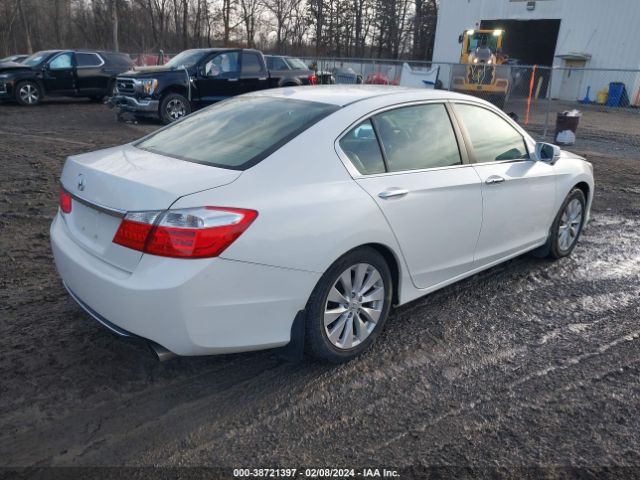 Photo 3 VIN: 1HGCR2F87DA004740 - HONDA ACCORD 