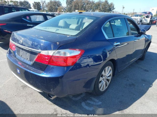 Photo 3 VIN: 1HGCR2F87DA031811 - HONDA ACCORD 