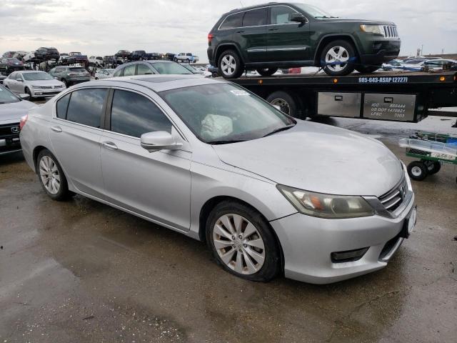 Photo 3 VIN: 1HGCR2F87EA005808 - HONDA ACCORD 