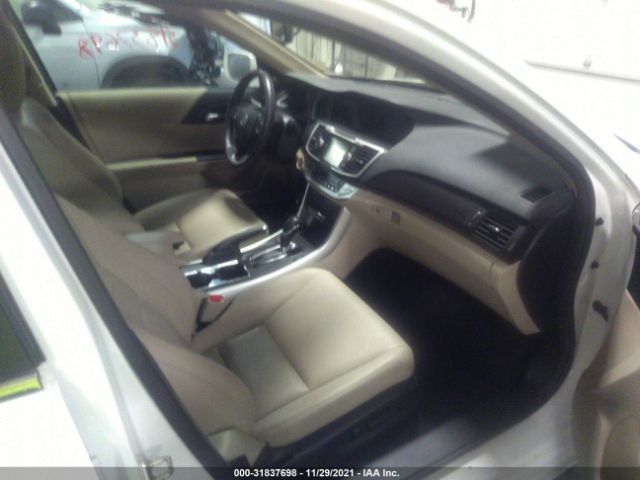 Photo 4 VIN: 1HGCR2F87EA106010 - HONDA ACCORD SEDAN 