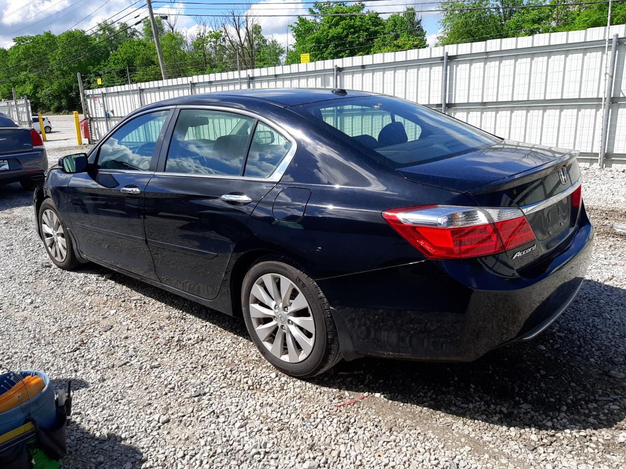 Photo 1 VIN: 1HGCR2F87EA160200 - HONDA ACCORD 