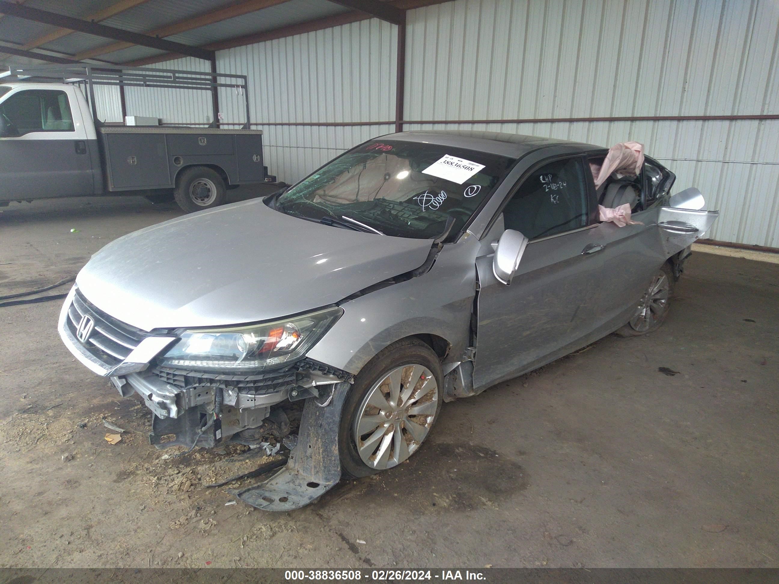 Photo 1 VIN: 1HGCR2F87FA018558 - HONDA ACCORD 