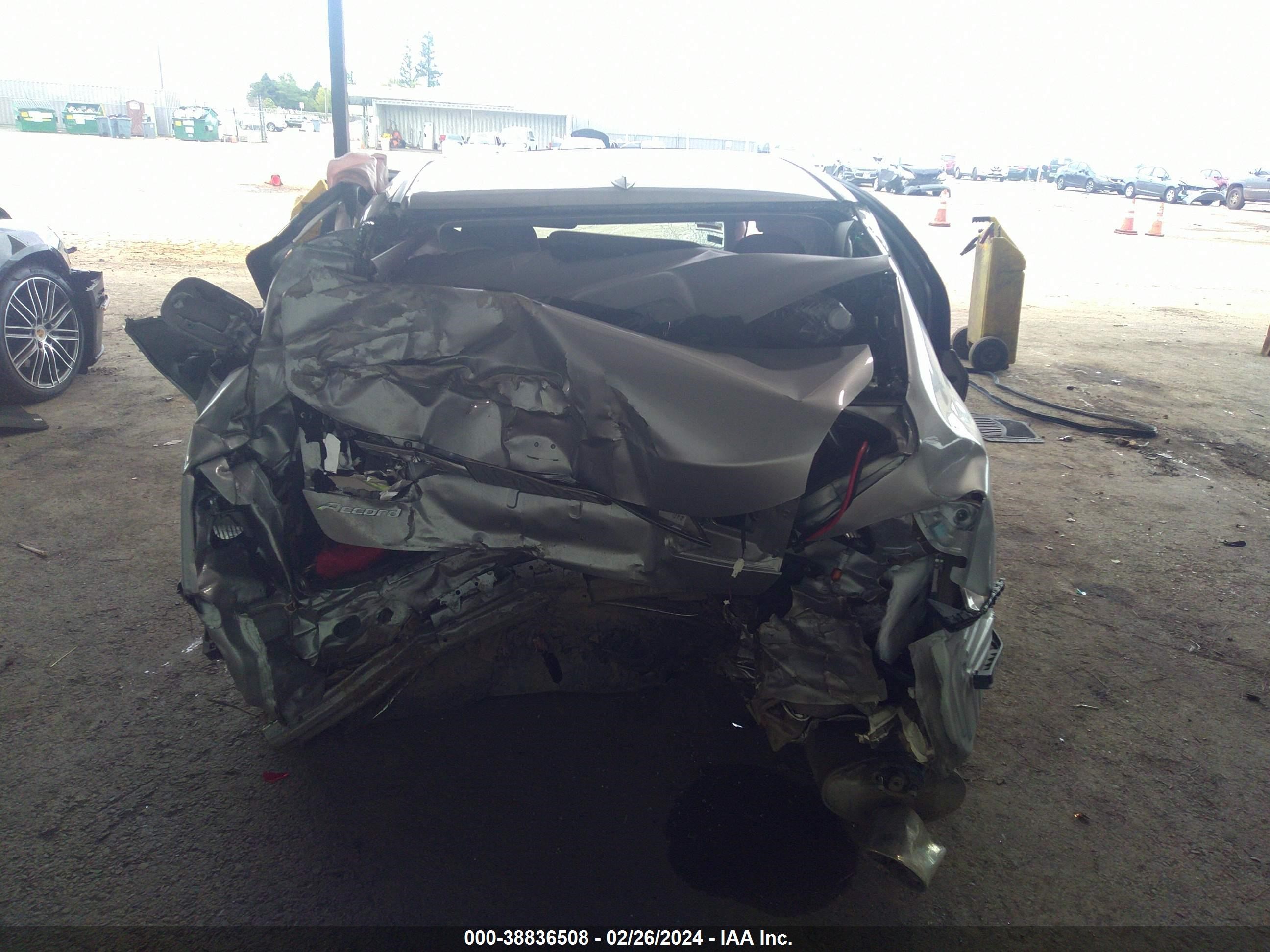 Photo 15 VIN: 1HGCR2F87FA018558 - HONDA ACCORD 