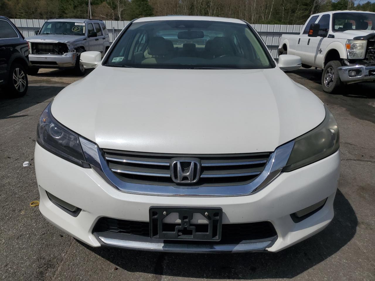 Photo 4 VIN: 1HGCR2F87FA054640 - HONDA ACCORD 