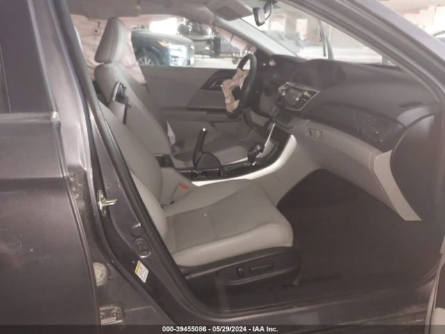 Photo 4 VIN: 1HGCR2F87FA068053 - HONDA ACCORD 