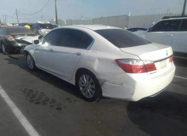 Photo 2 VIN: 1HGCR2F87FA165432 - HONDA ACCORD SEDAN 