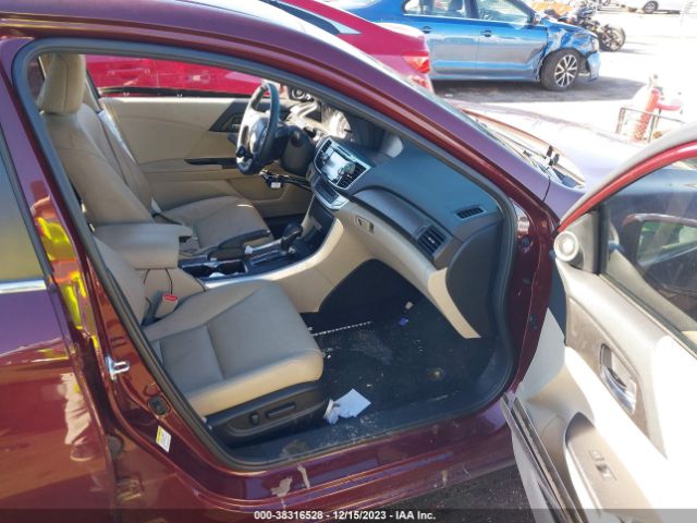 Photo 4 VIN: 1HGCR2F87FA229971 - HONDA ACCORD 