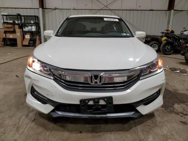 Photo 4 VIN: 1HGCR2F87GA002782 - HONDA ACCORD 