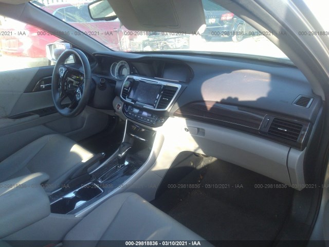 Photo 4 VIN: 1HGCR2F87GA077224 - HONDA ACCORD SEDAN 