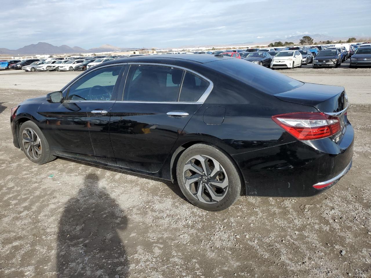 Photo 1 VIN: 1HGCR2F87HA033175 - HONDA ACCORD 