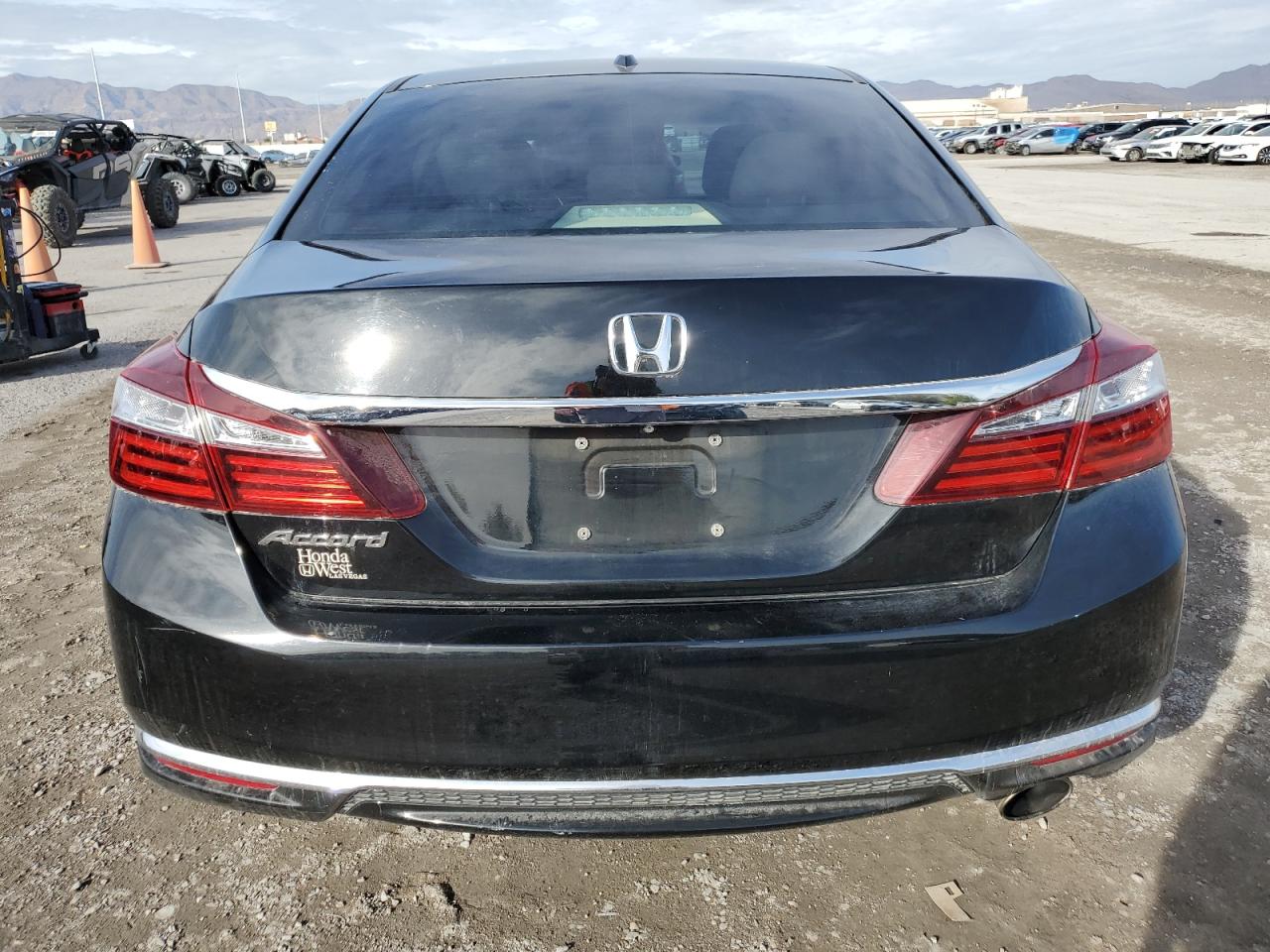 Photo 5 VIN: 1HGCR2F87HA033175 - HONDA ACCORD 