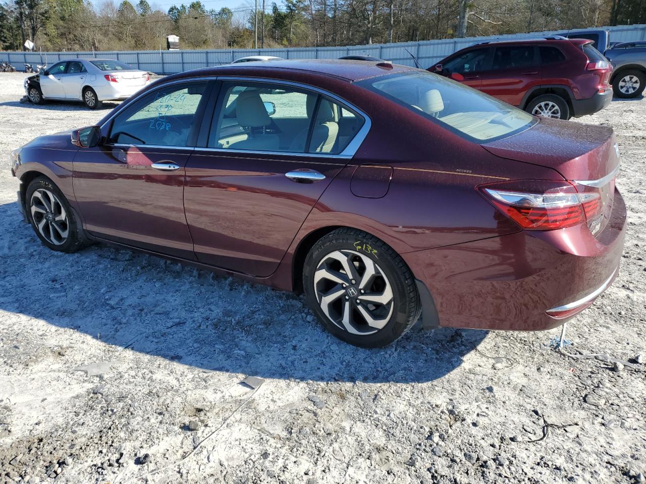 Photo 1 VIN: 1HGCR2F87HA120381 - HONDA ACCORD 
