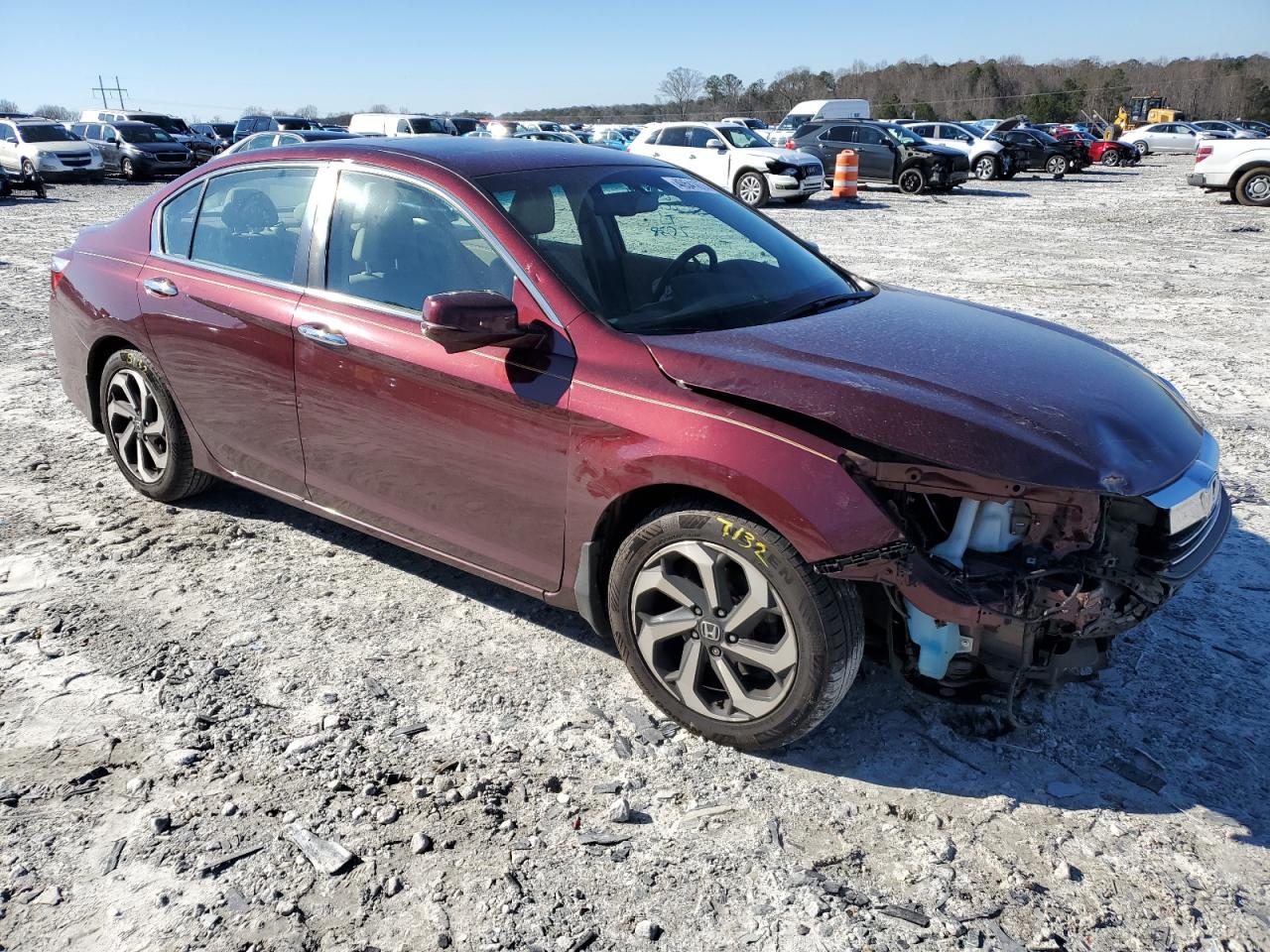 Photo 3 VIN: 1HGCR2F87HA120381 - HONDA ACCORD 