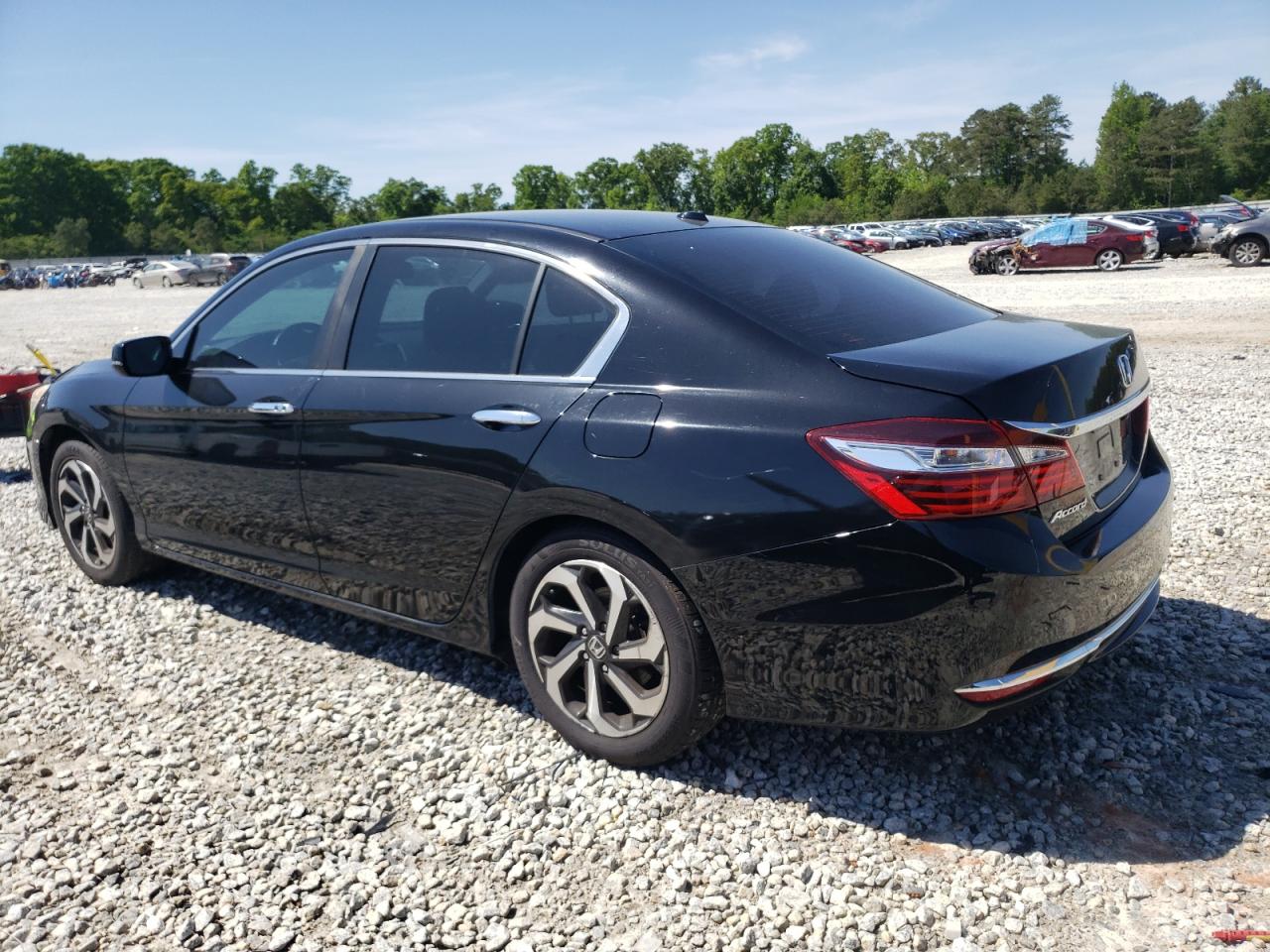 Photo 1 VIN: 1HGCR2F87HA181570 - HONDA ACCORD 