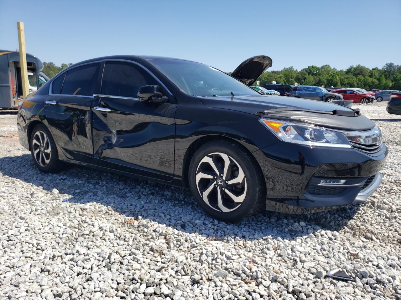 Photo 3 VIN: 1HGCR2F87HA181570 - HONDA ACCORD 