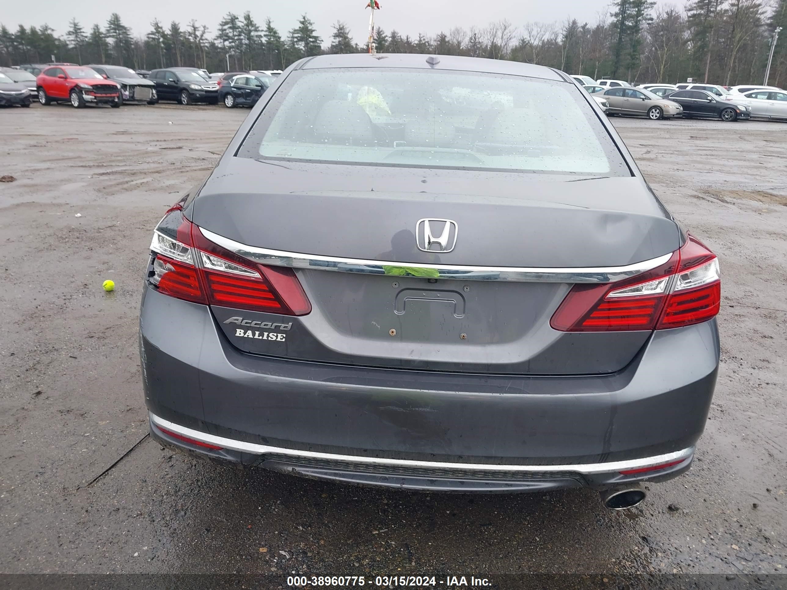 Photo 16 VIN: 1HGCR2F87HA187899 - HONDA ACCORD 