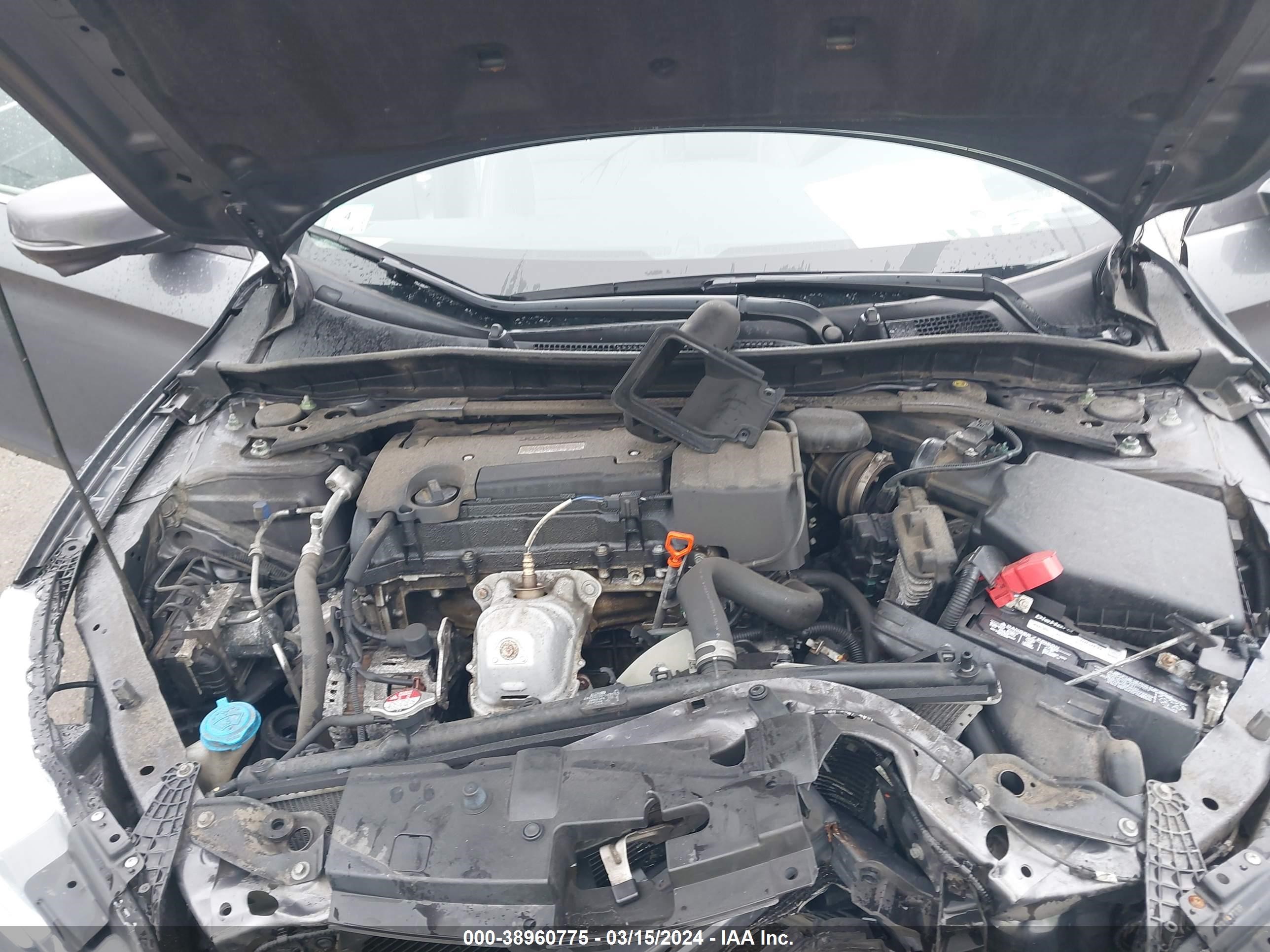 Photo 9 VIN: 1HGCR2F87HA187899 - HONDA ACCORD 