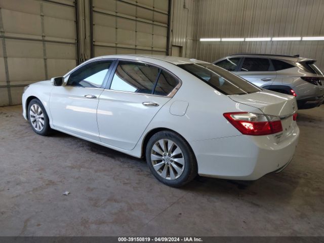 Photo 2 VIN: 1HGCR2F88DA003225 - HONDA ACCORD 