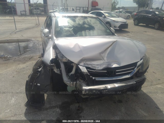 Photo 5 VIN: 1HGCR2F88DA010806 - HONDA ACCORD SDN 