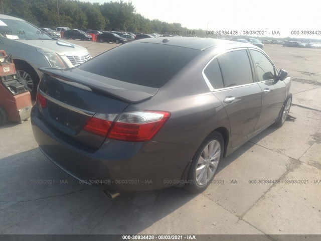 Photo 3 VIN: 1HGCR2F88DA058208 - HONDA ACCORD SDN 