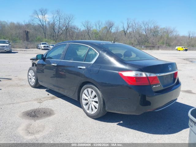 Photo 2 VIN: 1HGCR2F88DA230303 - HONDA ACCORD 