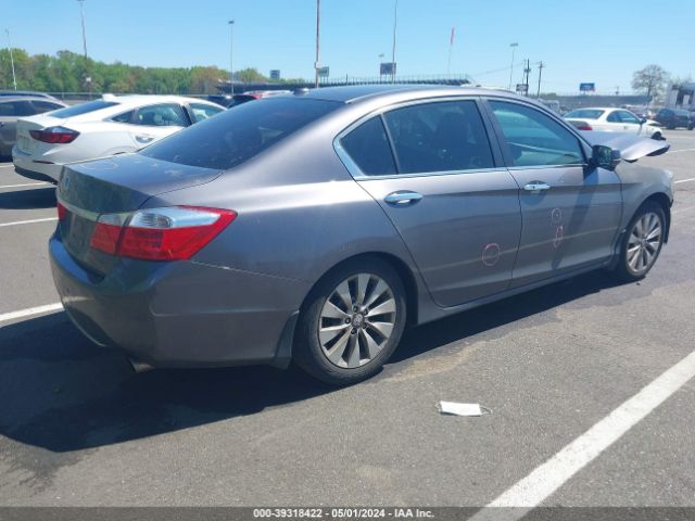 Photo 3 VIN: 1HGCR2F88EA015358 - HONDA ACCORD 