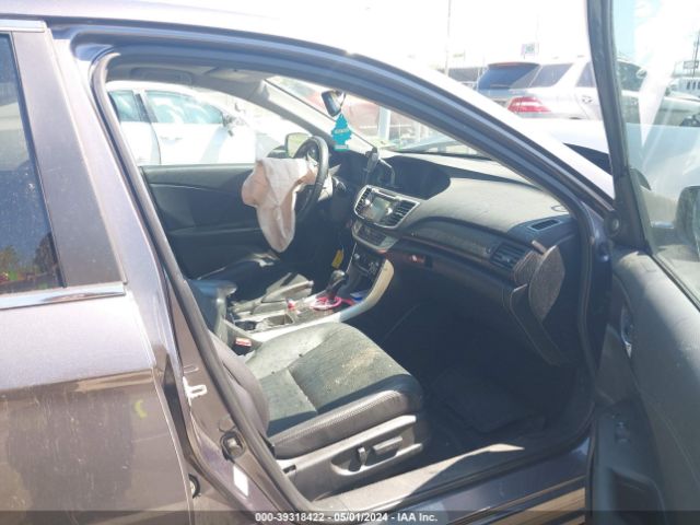 Photo 4 VIN: 1HGCR2F88EA015358 - HONDA ACCORD 