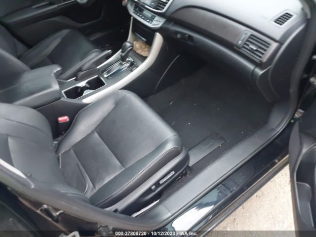 Photo 4 VIN: 1HGCR2F88EA118750 - HONDA ACCORD 