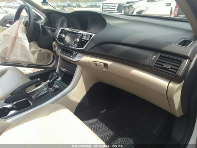 Photo 4 VIN: 1HGCR2F88EA145186 - HONDA ACCORD SEDAN 