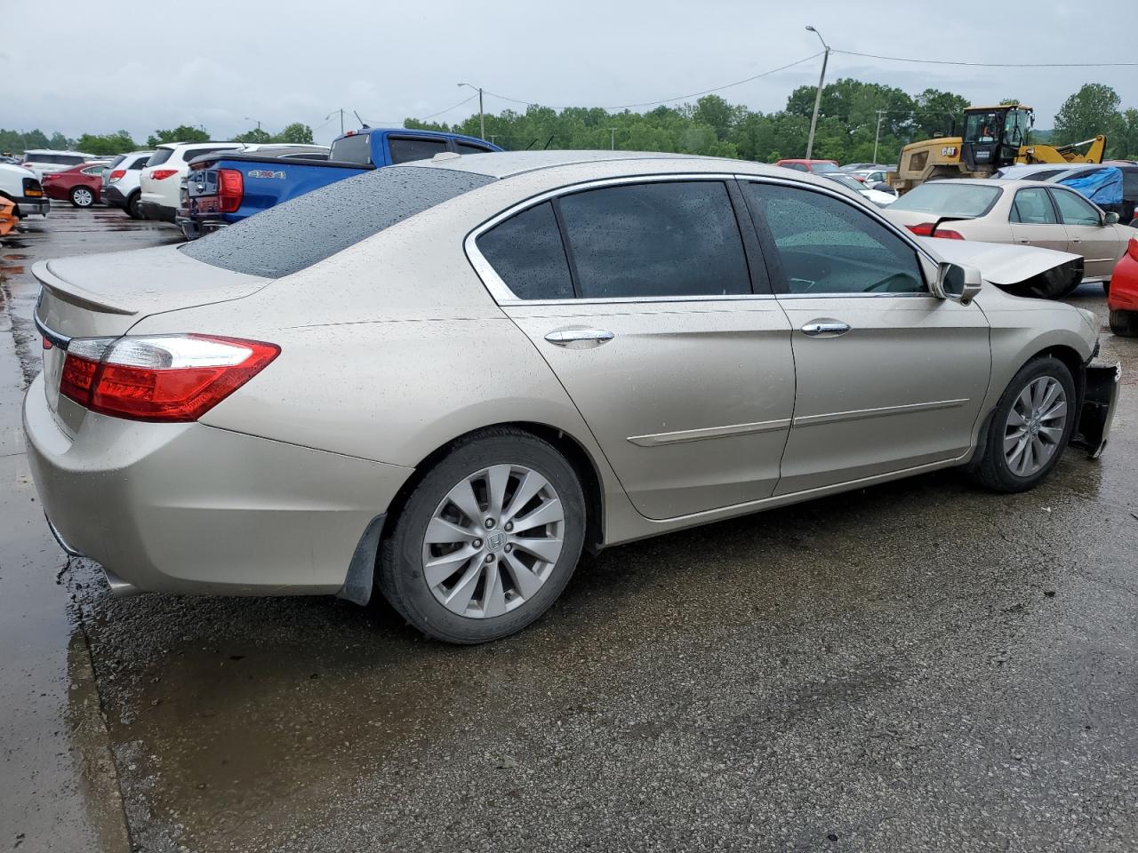 Photo 2 VIN: 1HGCR2F88EA180522 - HONDA ACCORD 