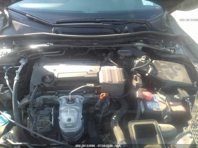 Photo 9 VIN: 1HGCR2F88EA297369 - HONDA ACCORD SEDAN 