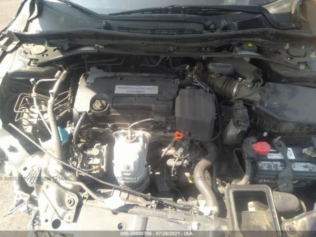 Photo 9 VIN: 1HGCR2F88EA297369 - HONDA ACCORD SEDAN 