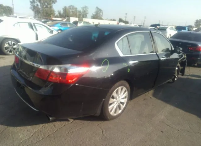 Photo 3 VIN: 1HGCR2F88FA060902 - HONDA ACCORD SEDAN 