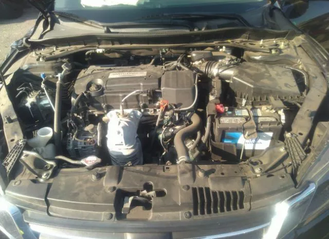 Photo 9 VIN: 1HGCR2F88FA060902 - HONDA ACCORD SEDAN 