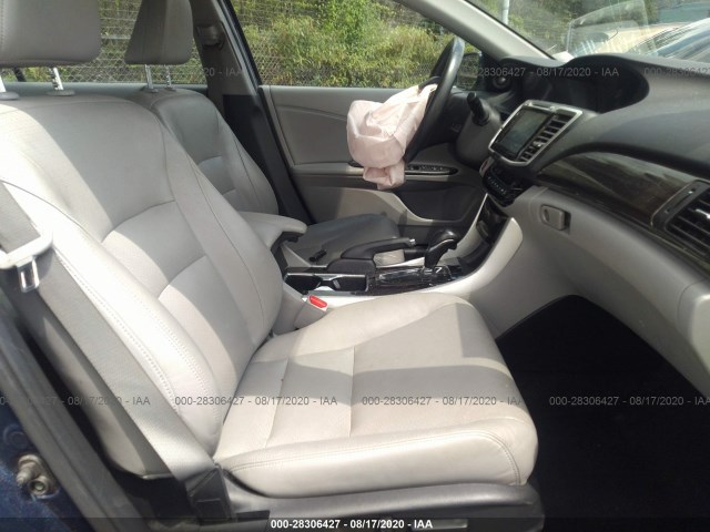 Photo 4 VIN: 1HGCR2F88GA007750 - HONDA ACCORD SEDAN 