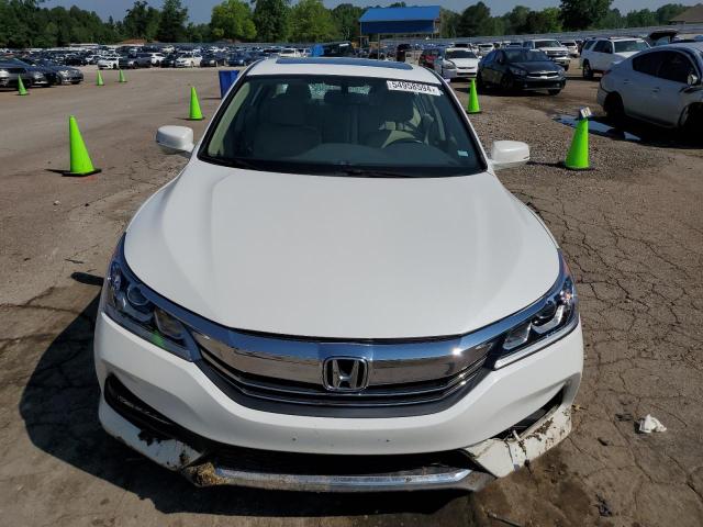 Photo 4 VIN: 1HGCR2F88GA010907 - HONDA ACCORD 