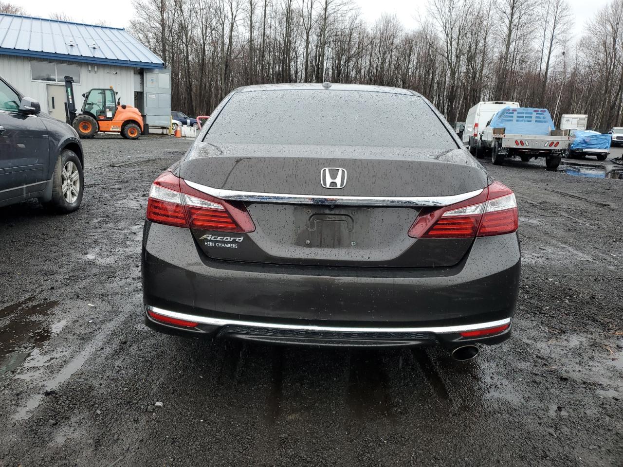 Photo 5 VIN: 1HGCR2F88GA016805 - HONDA ACCORD 