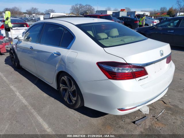 Photo 2 VIN: 1HGCR2F88GA022524 - HONDA ACCORD 